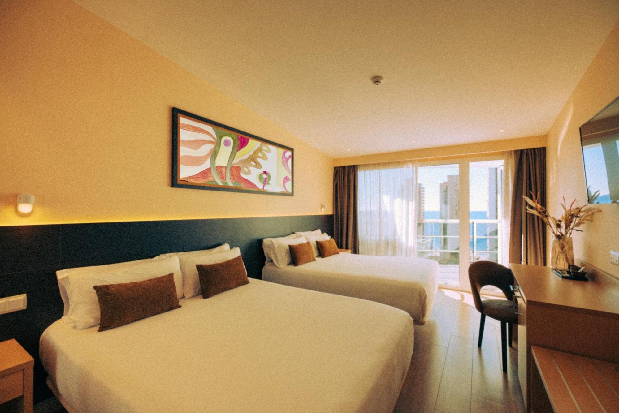 Marina Resort Benidorm - The Original Benidorm Vibe Bagian luar foto